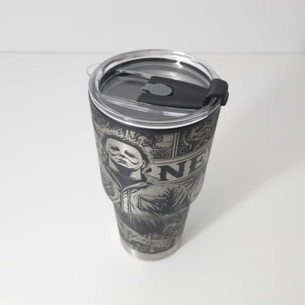 Termos Halloween Michael Myers – Gravură Laser Full Wrap, 845 ml, Negru Mat