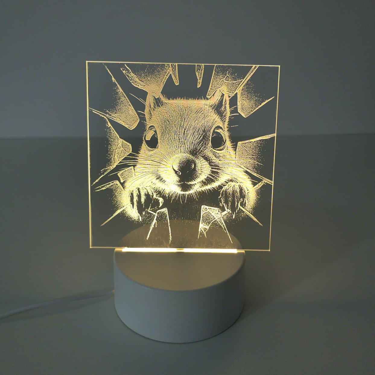 Lampă LED 3D - Veverița curioasă