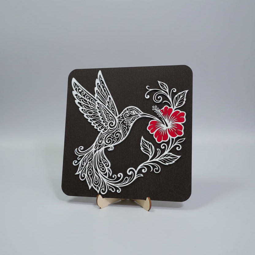 Colibri și Floare de Hibiscus – Decorațiune de perete din lemn
