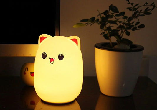 Lampă de Veghe LED pentru Copii – Model Pisicuță RGB, Tactilă